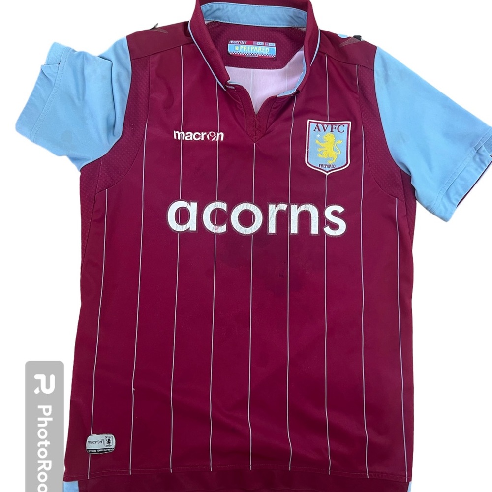 Austin Villa soccer jersey kid size medium